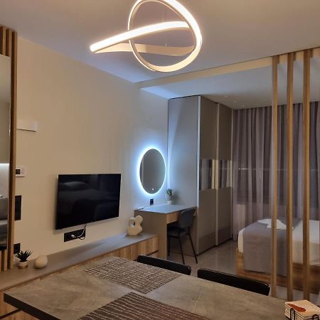 Iris City Center Premium Studio Tesalonika Bagian luar foto