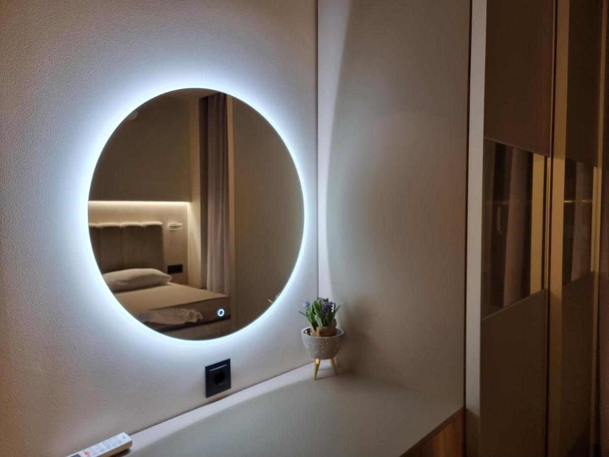 Iris City Center Premium Studio Tesalonika Bagian luar foto
