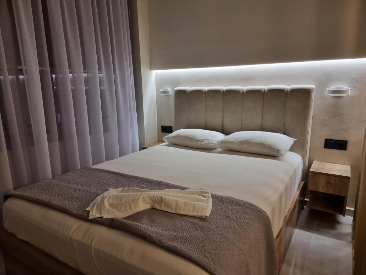 Iris City Center Premium Studio Tesalonika Bagian luar foto