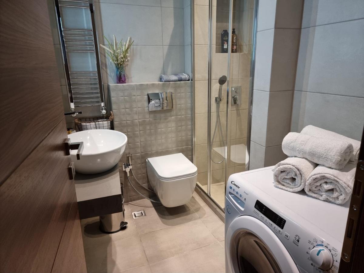 Iris City Center Premium Studio Tesalonika Bagian luar foto