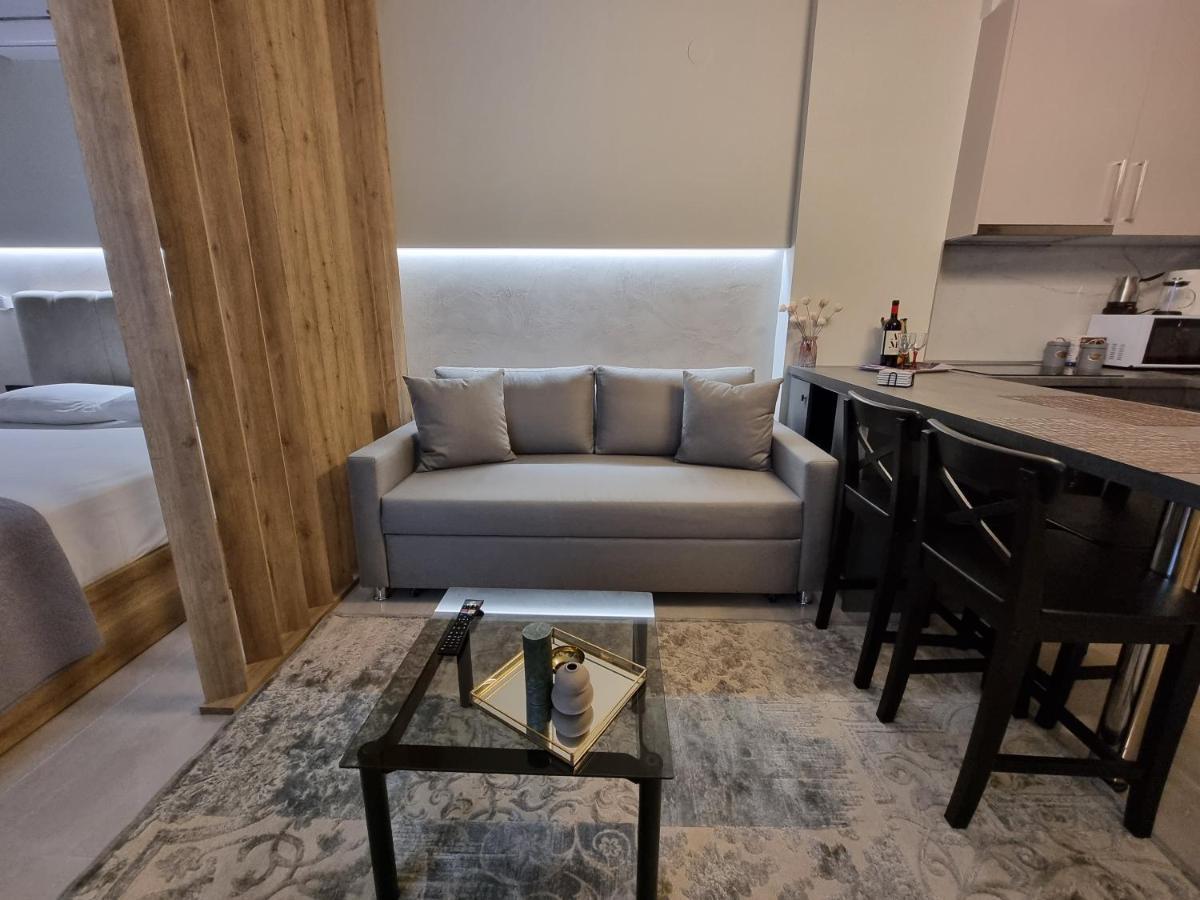 Iris City Center Premium Studio Tesalonika Bagian luar foto